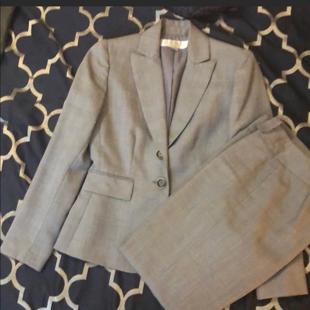 Tahari pants and blazer suit.